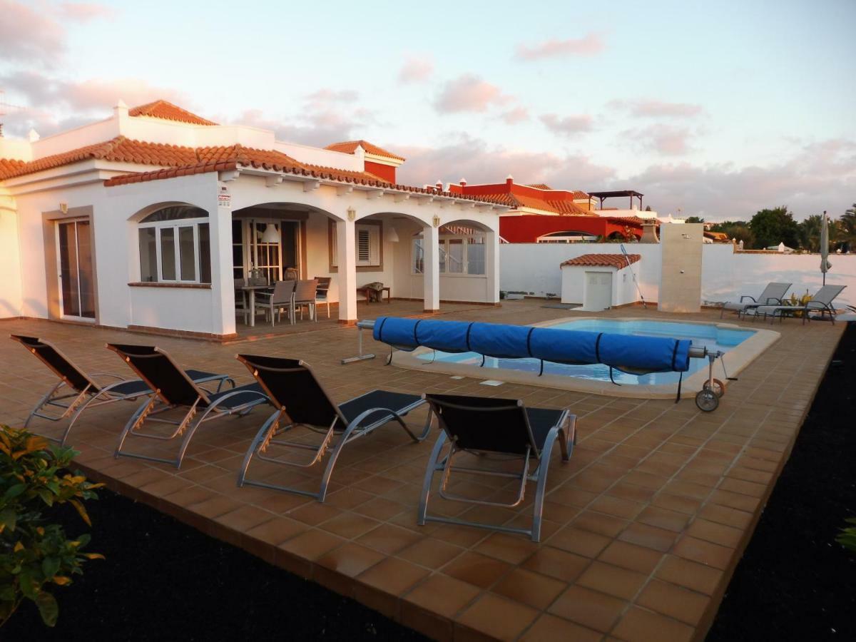 Villa Julaga กาเลตาเดฟุสเต ภายนอก รูปภาพ